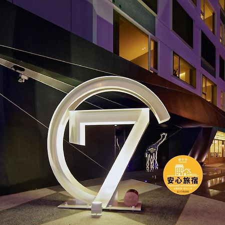 Hotel 7 Taichung Dış mekan fotoğraf