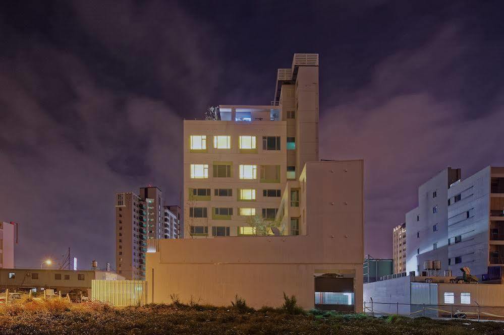 Hotel 7 Taichung Dış mekan fotoğraf
