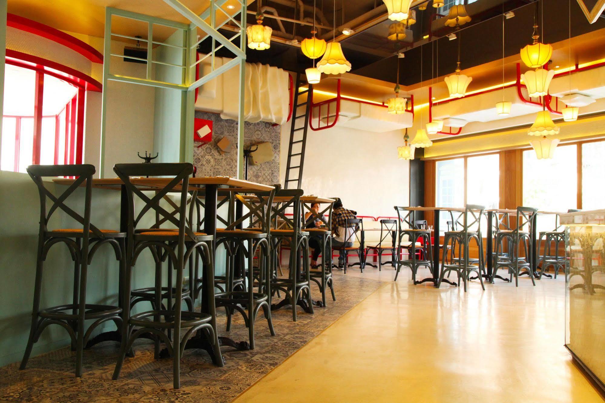 Hotel 7 Taichung Dış mekan fotoğraf
