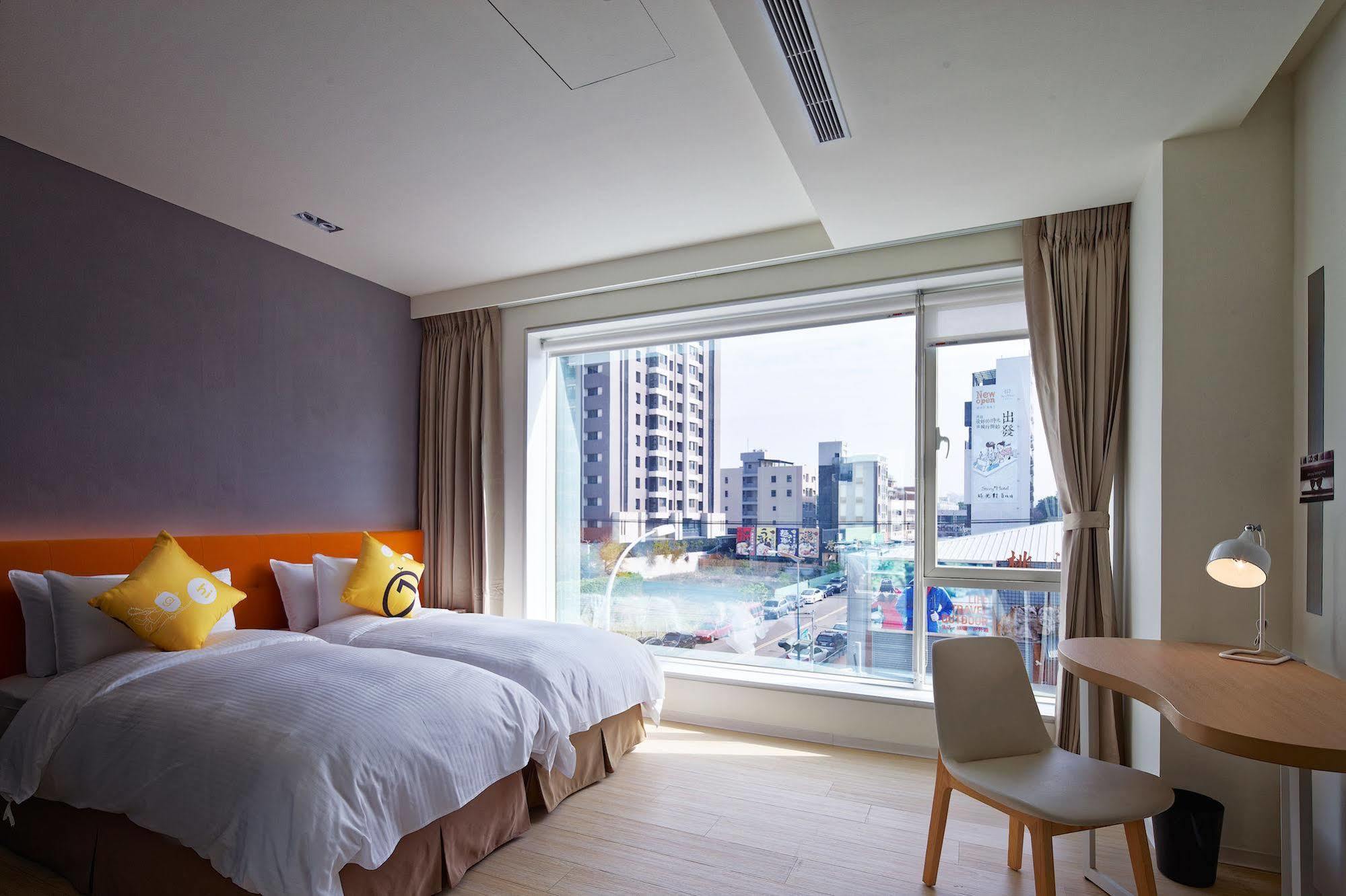 Hotel 7 Taichung Dış mekan fotoğraf